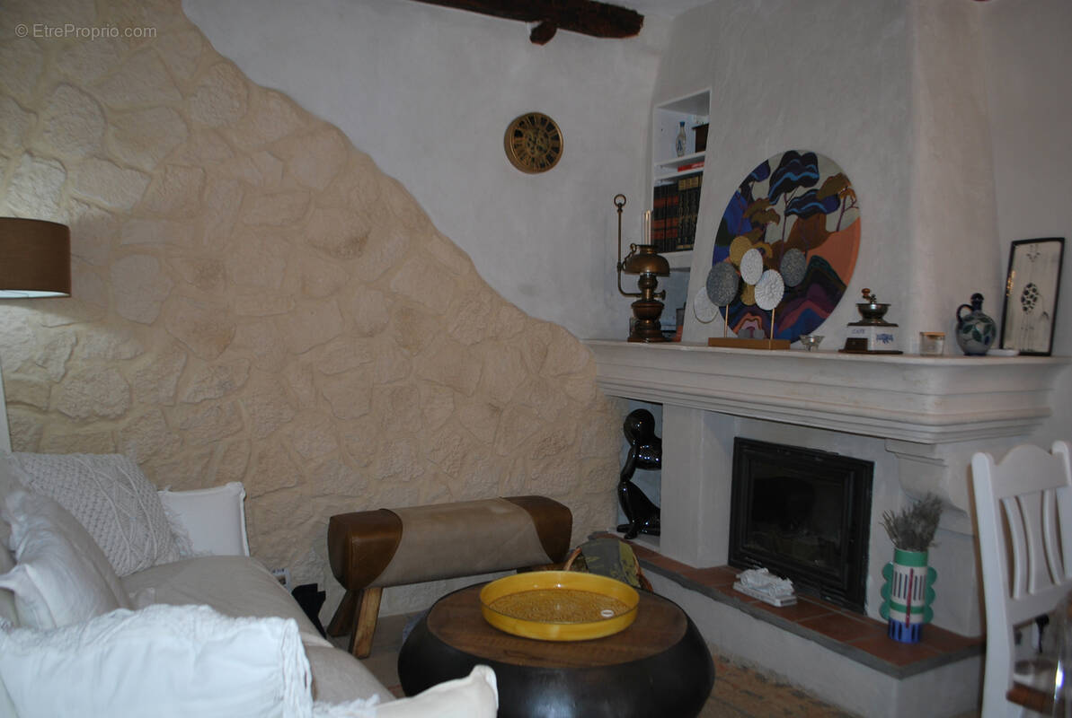 Maison à AUPS