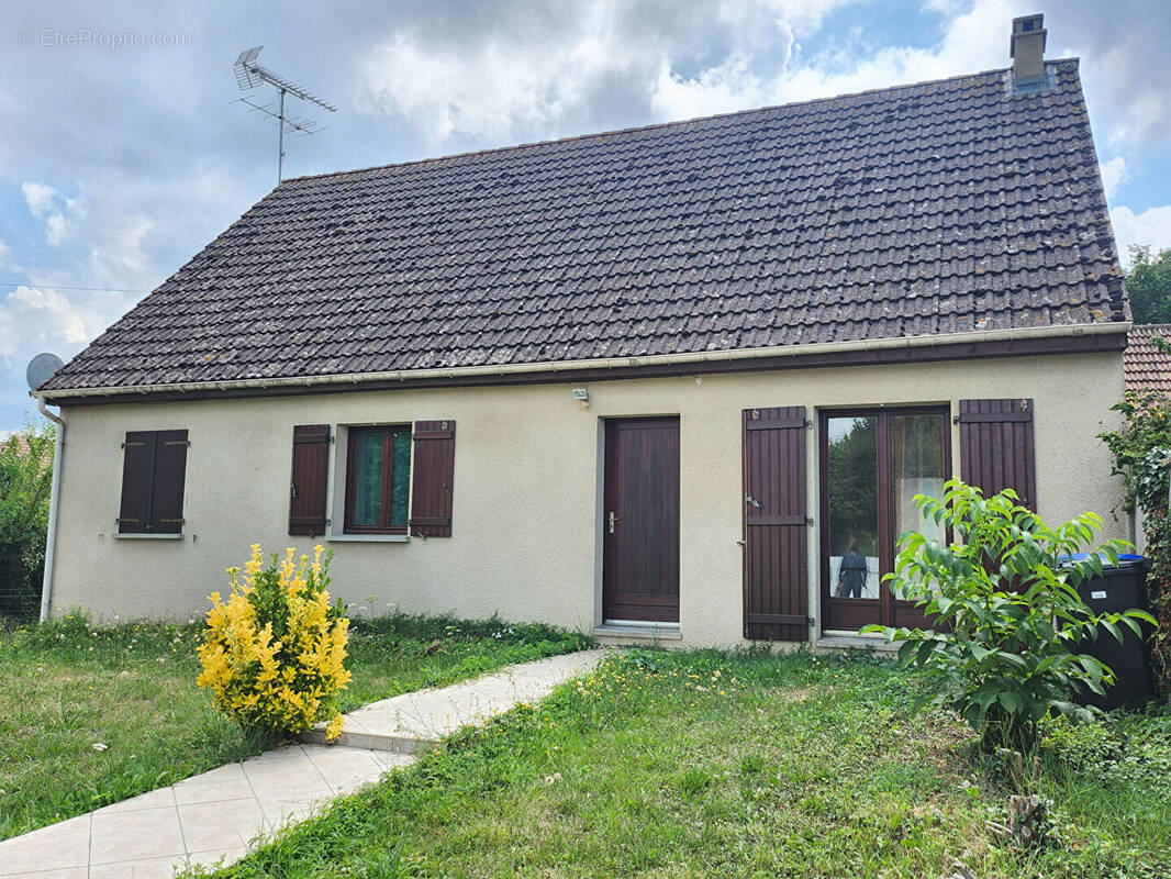 Maison à MAINTENON