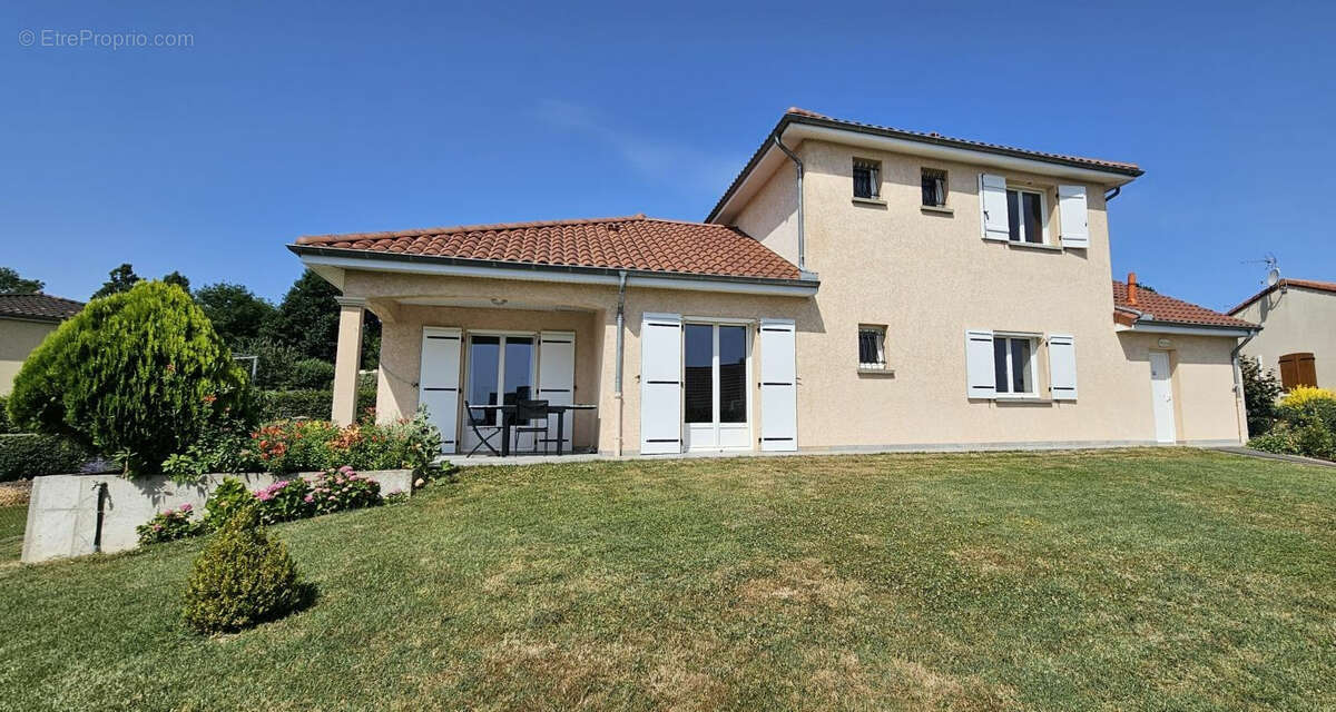 Maison à BELLERIVE-SUR-ALLIER