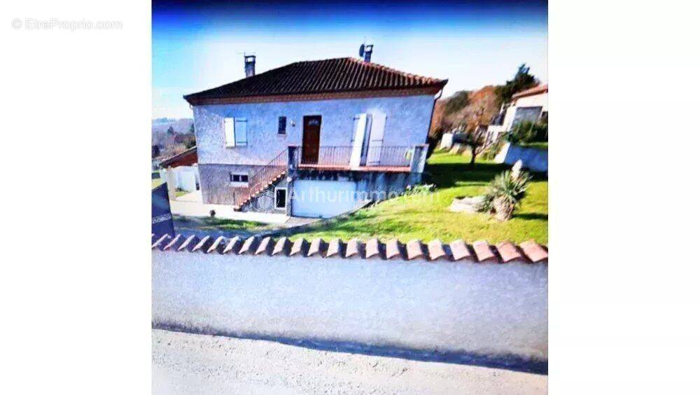 Maison à ROQUECOURBE