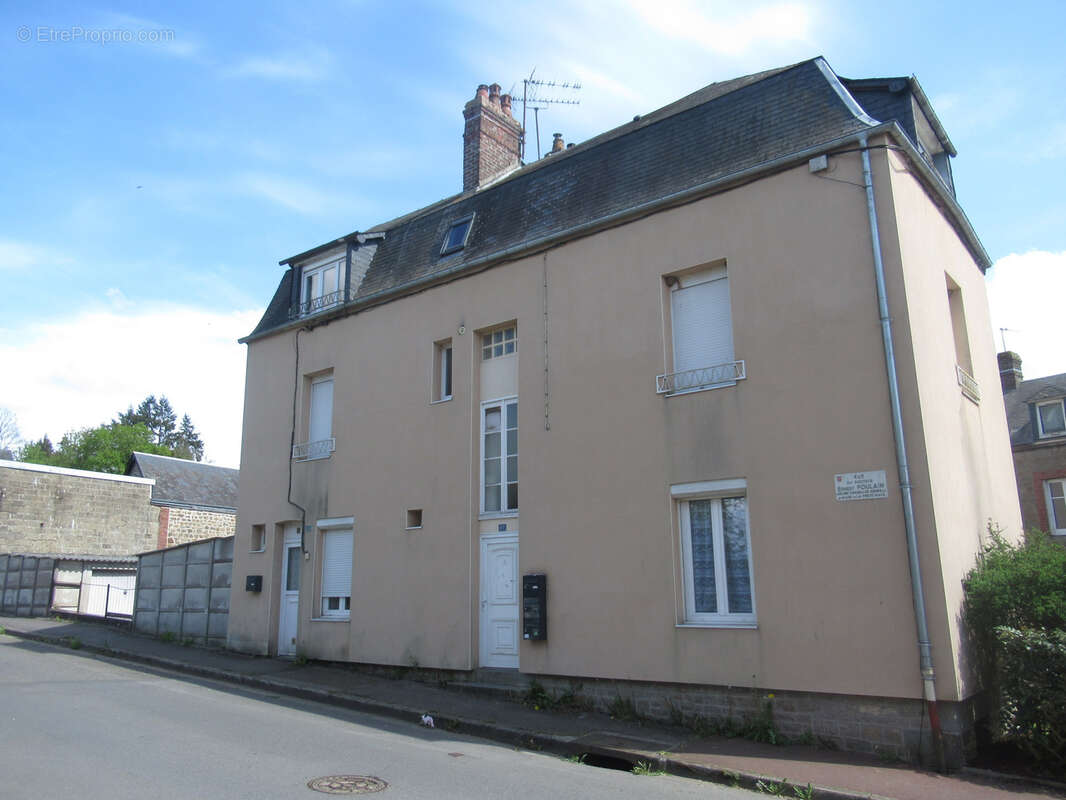 Appartement à LA FERTE-MACE