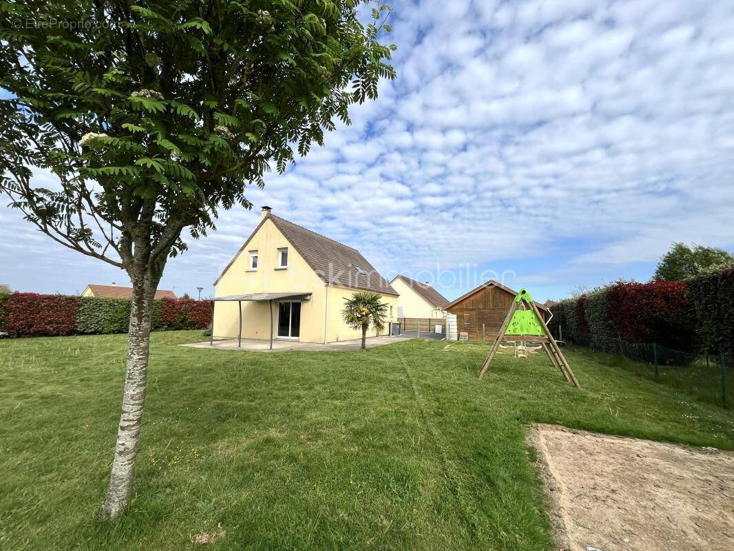 Maison à LE THUIT-SIGNOL