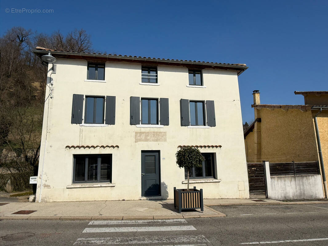 Maison à JARDIN