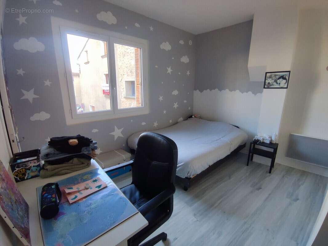Appartement à SAINT-ANDEOL-LE-CHATEAU