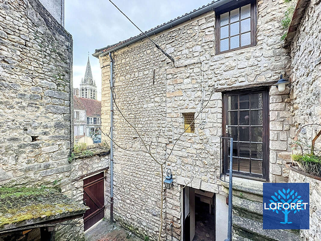 Maison à LA FERTE-ALAIS