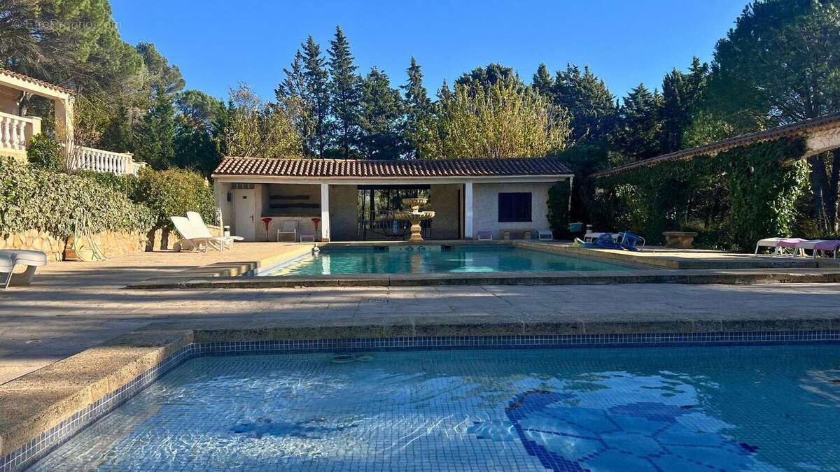 Photo 3 - Maison à BRIGNOLES