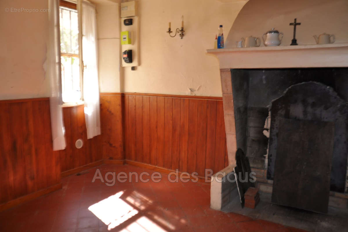 Maison à COURSEGOULES