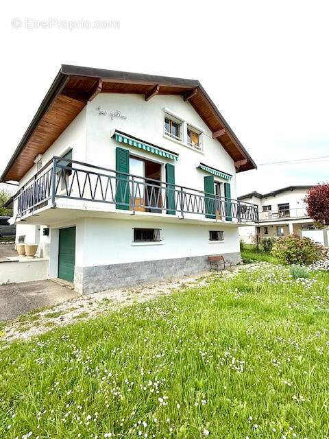 Maison à DIVONNE-LES-BAINS