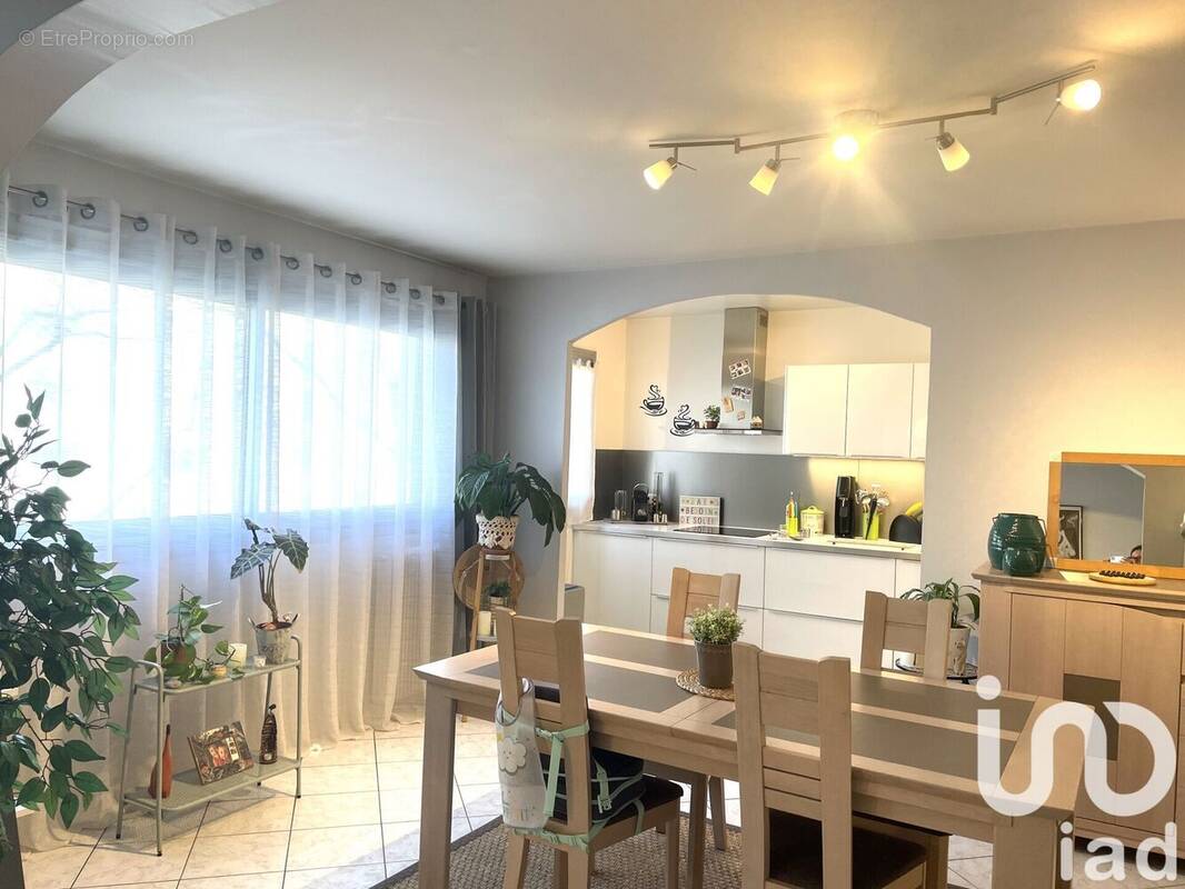 Photo 1 - Appartement à LE BOURGET