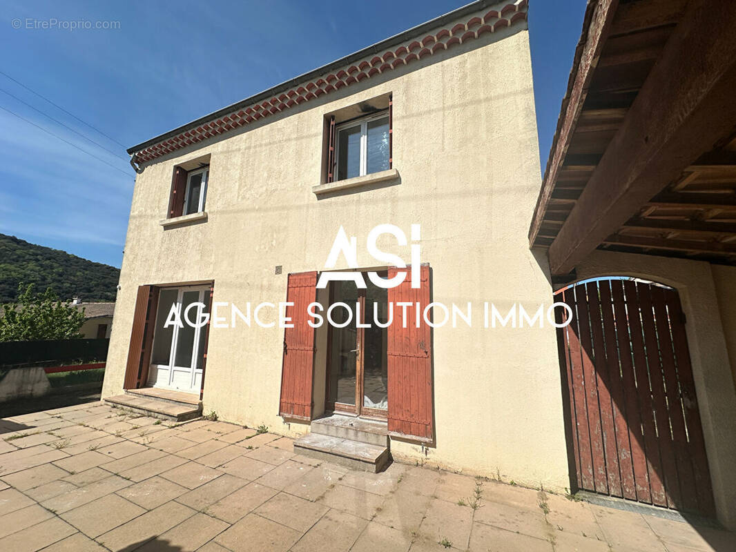 Maison à VIVIERS