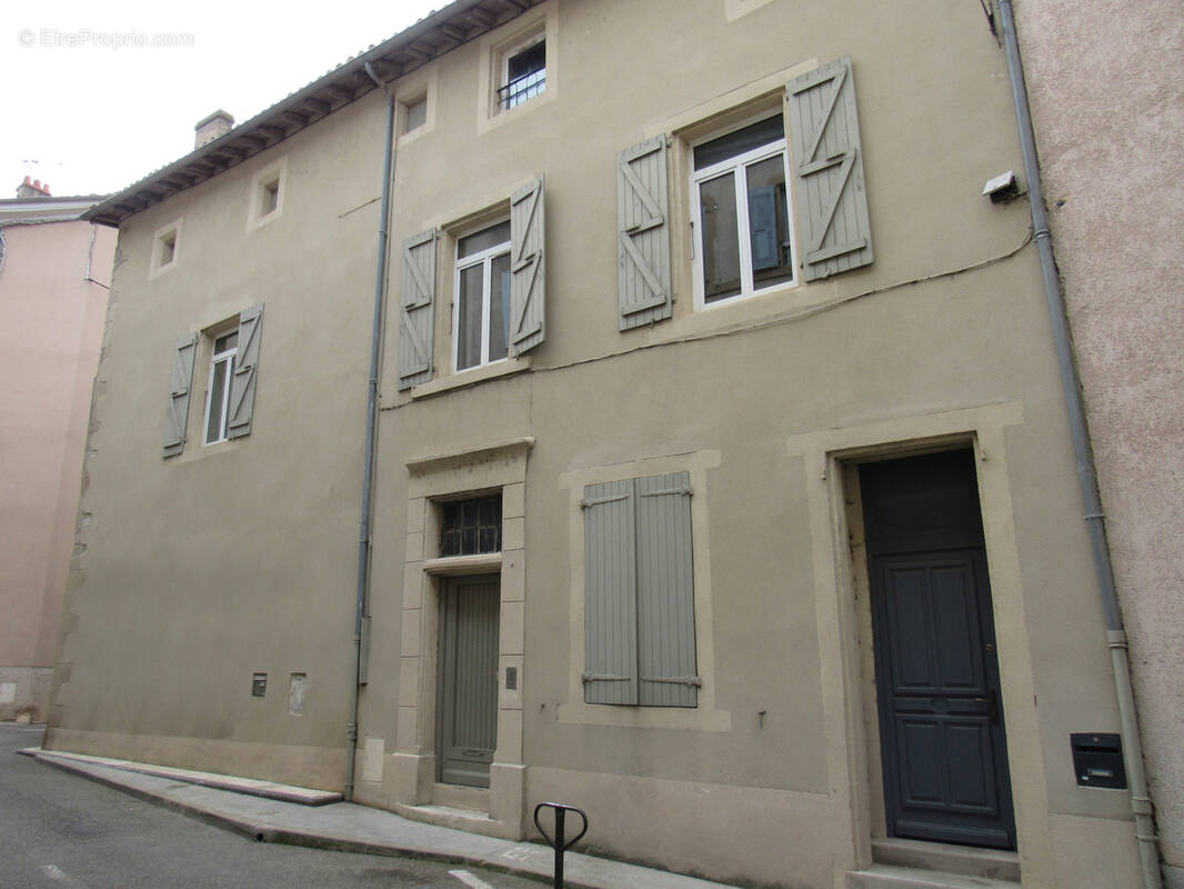 Maison à TOURNON-SUR-RHONE