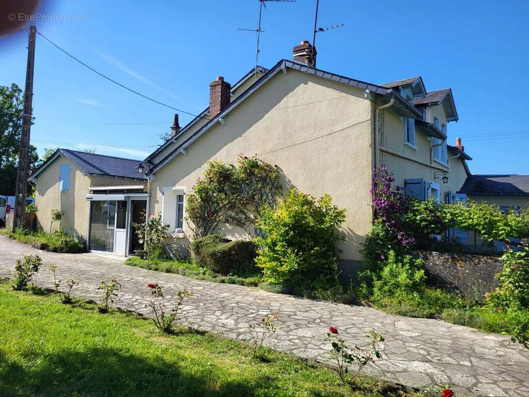 Maison à SAINT-SAVIN