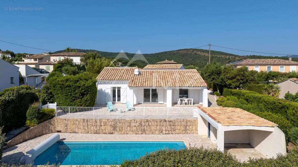 Maison à FREJUS