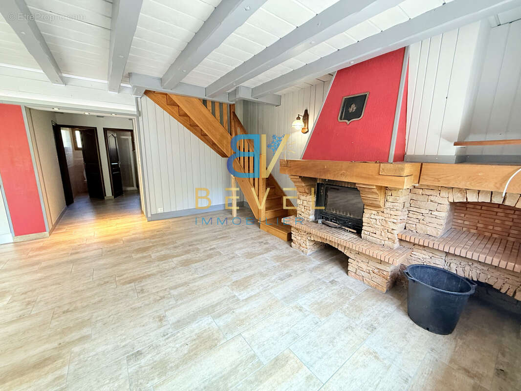 Appartement à FONTCOUVERTE-LA-TOUSSUIRE