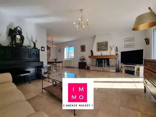 Maison à LALOUBERE