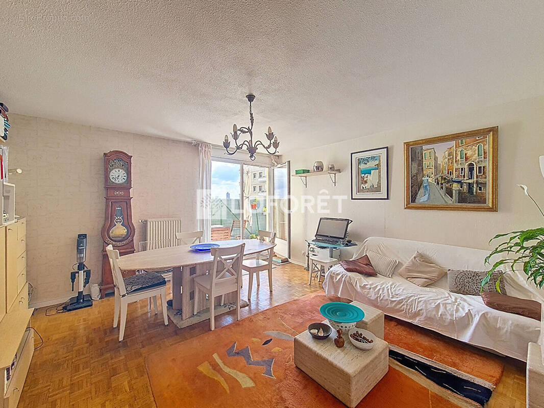Appartement à CALUIRE-ET-CUIRE