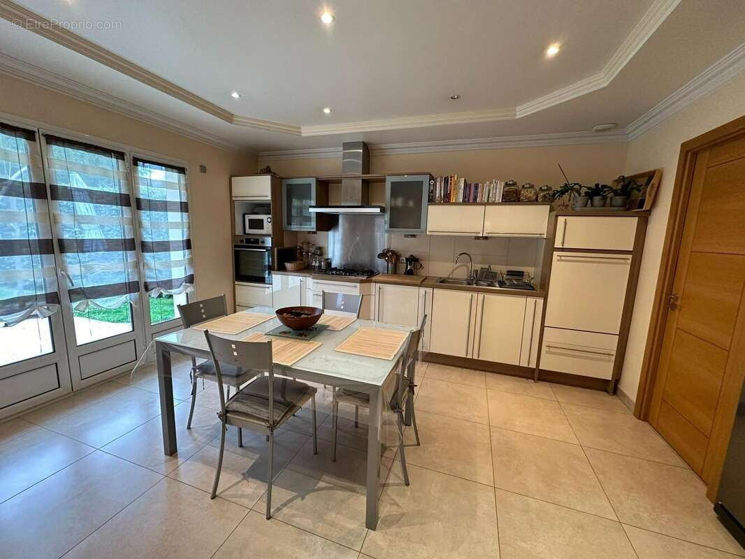 Photo 4 - Maison à LIMOURS