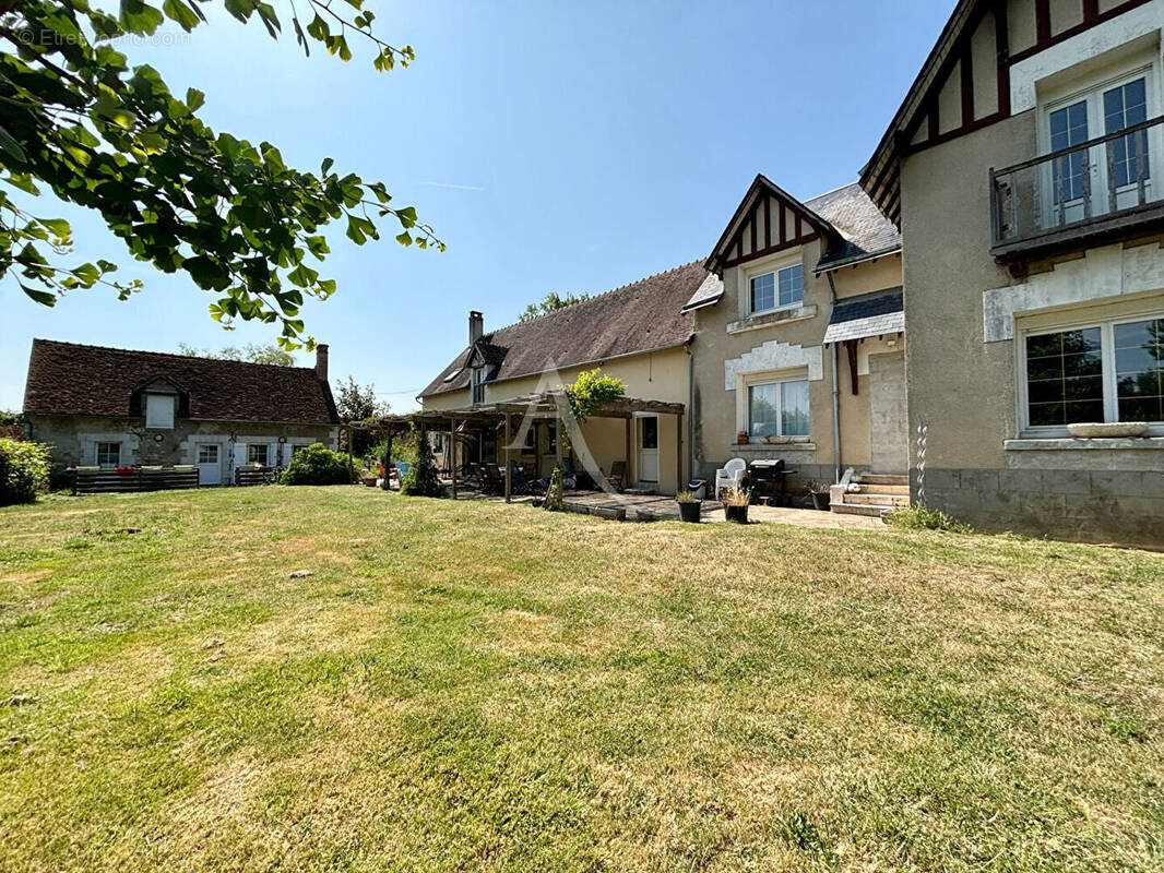 Maison à CONTRES