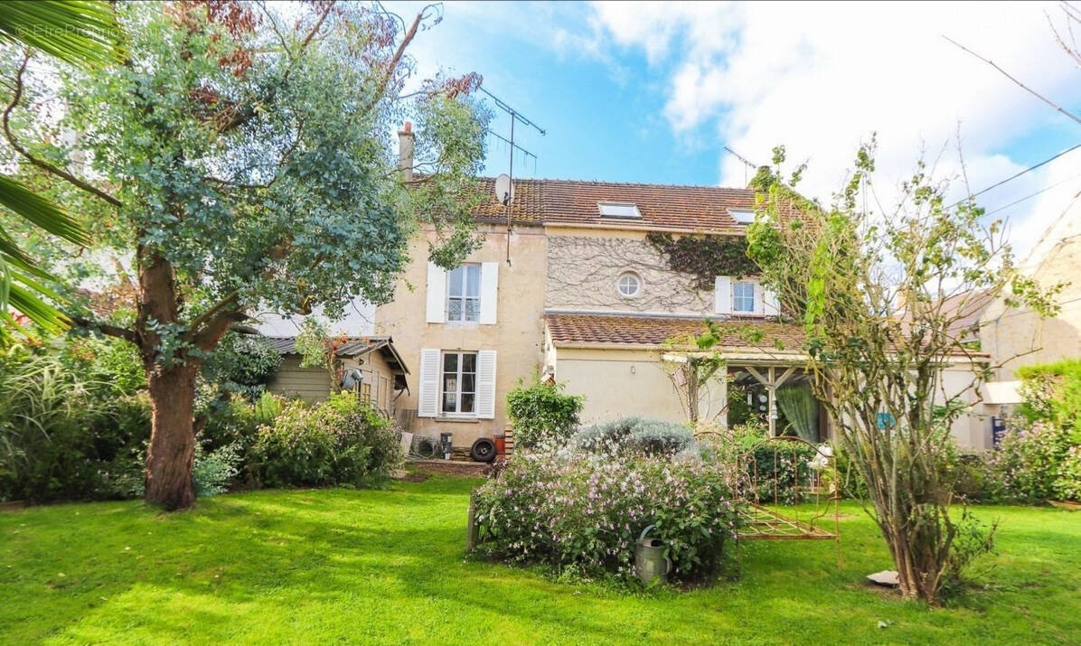 Maison à LA FERTE-SOUS-JOUARRE