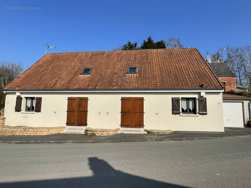 Maison à BOUE