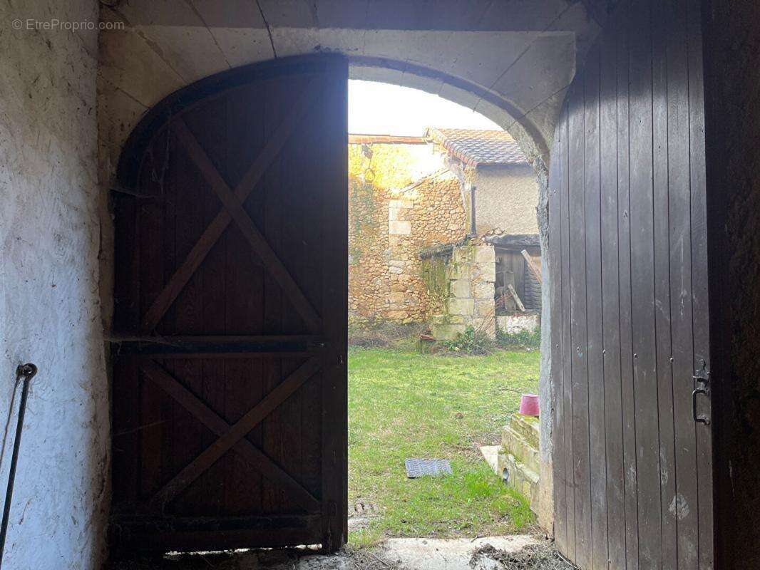 Maison à SAINT-MAIME-DE-PEREYROL