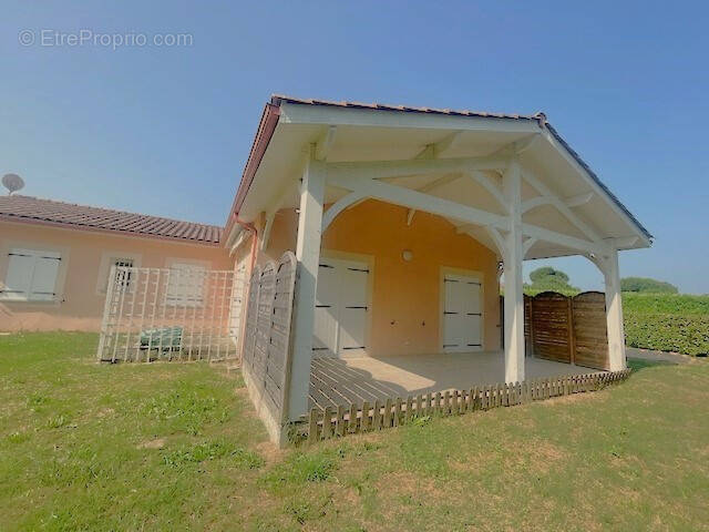 Maison à BAZAS