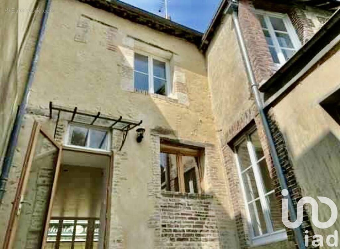 Photo 1 - Maison à LONGNY-AU-PERCHE