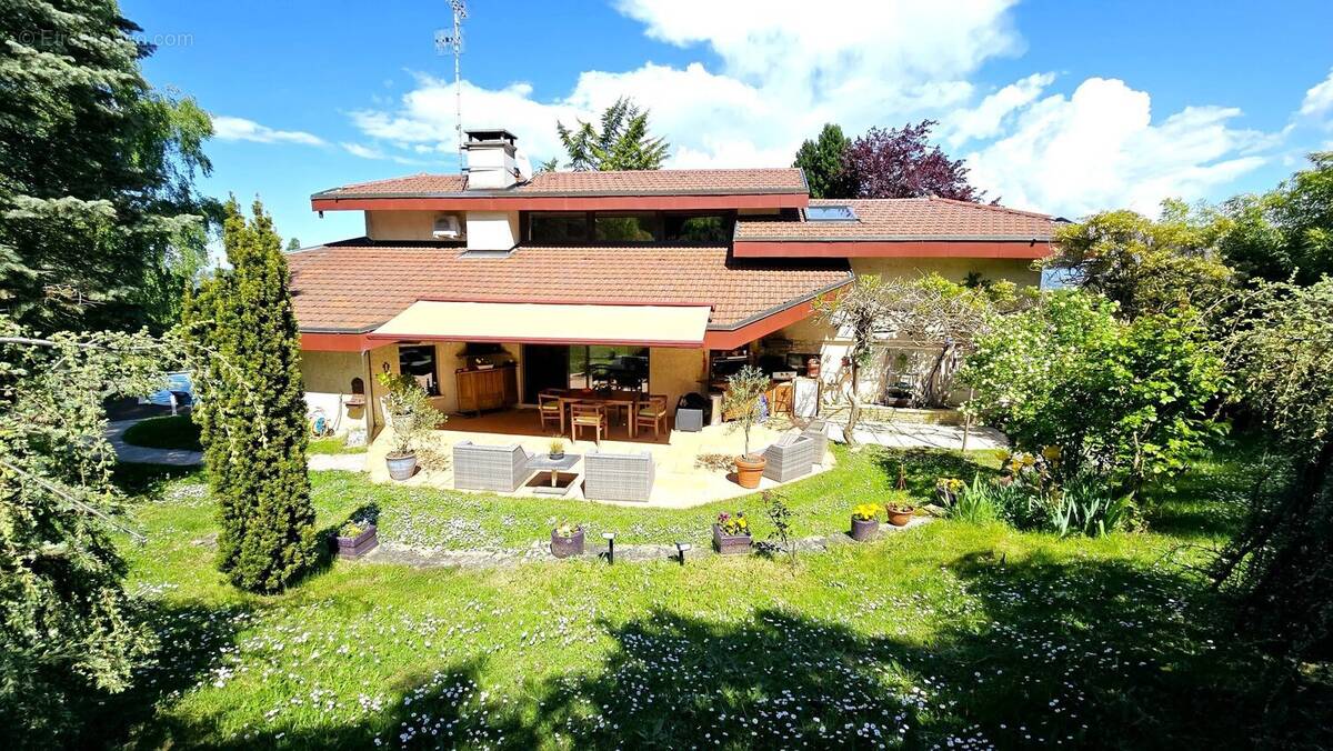 Maison à REIGNIER