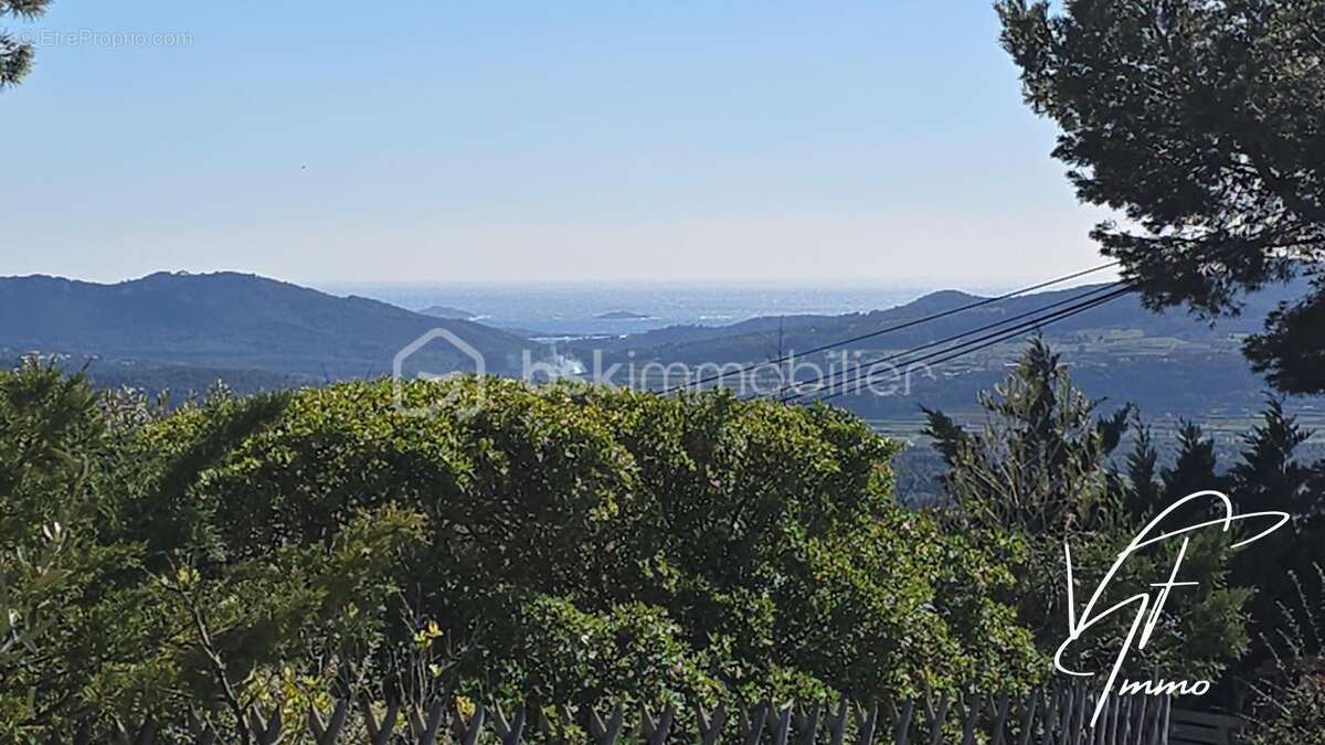 Maison à LE CASTELLET