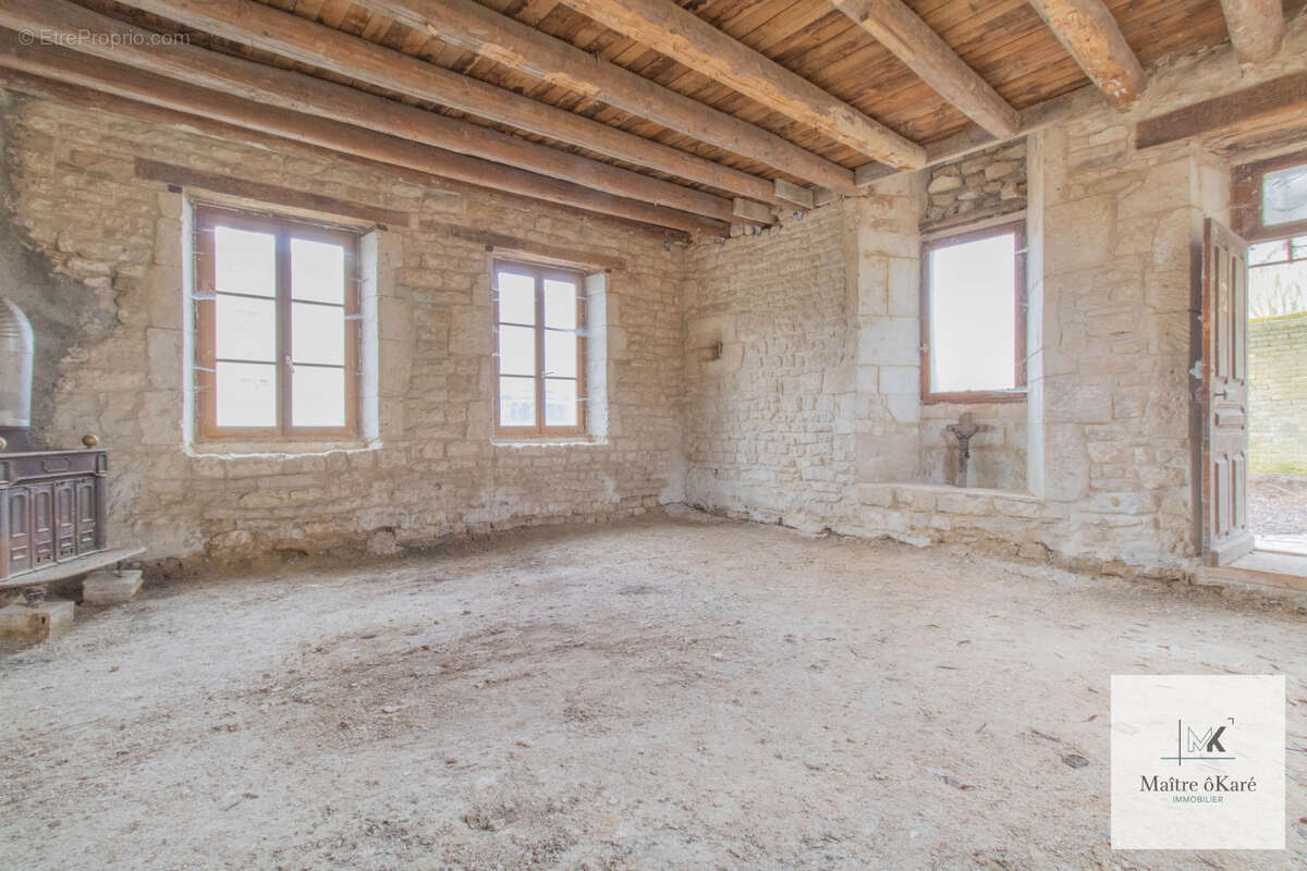 Maison à MAXEY-SUR-VAISE