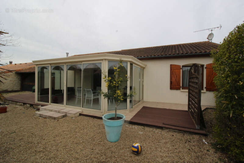 Maison à NAINTRE