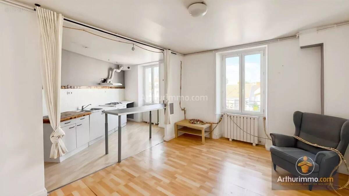 Appartement à PRINGY