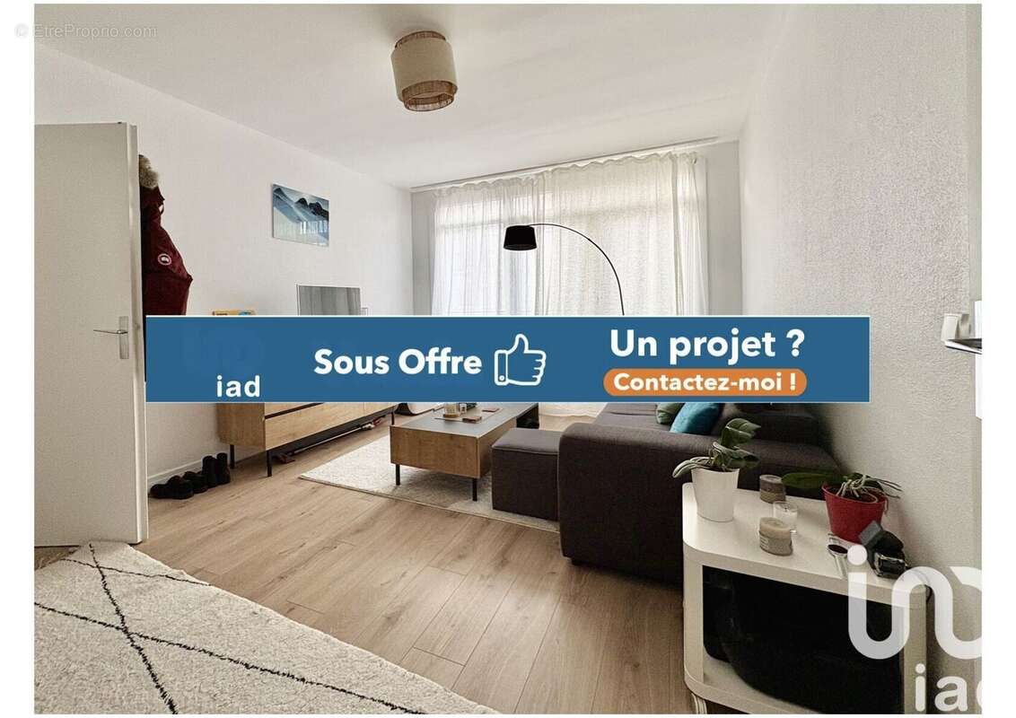 Photo 1 - Appartement à COURBEVOIE