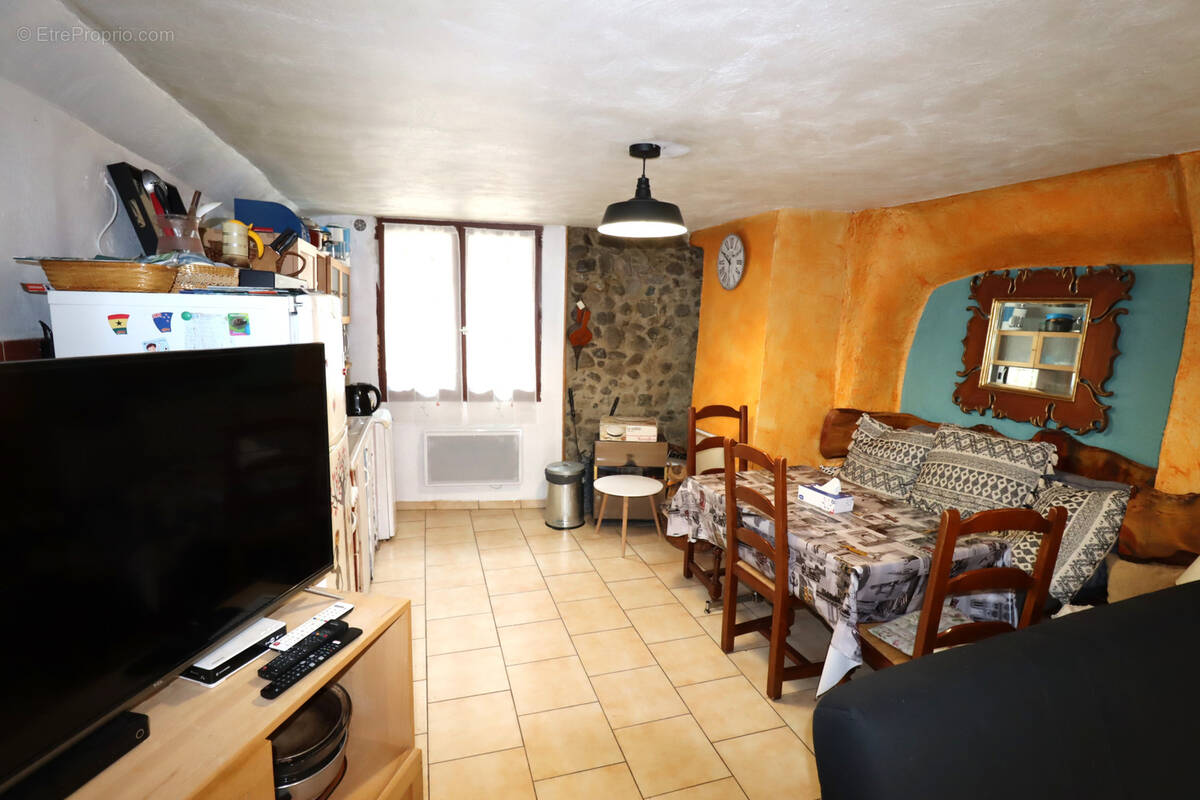 Appartement à COLMARS
