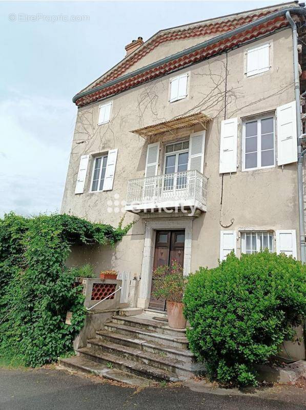 Maison à CHOMERAC