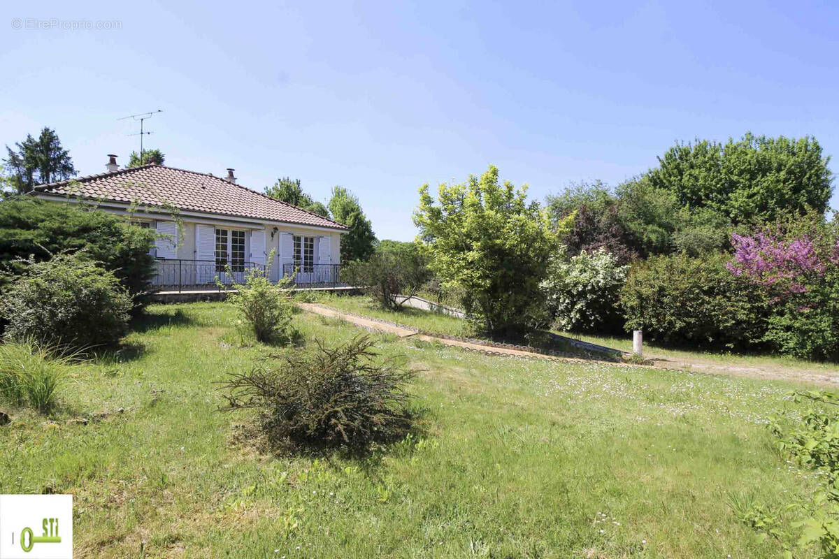 Photo 1 - Maison à MONTCRESSON