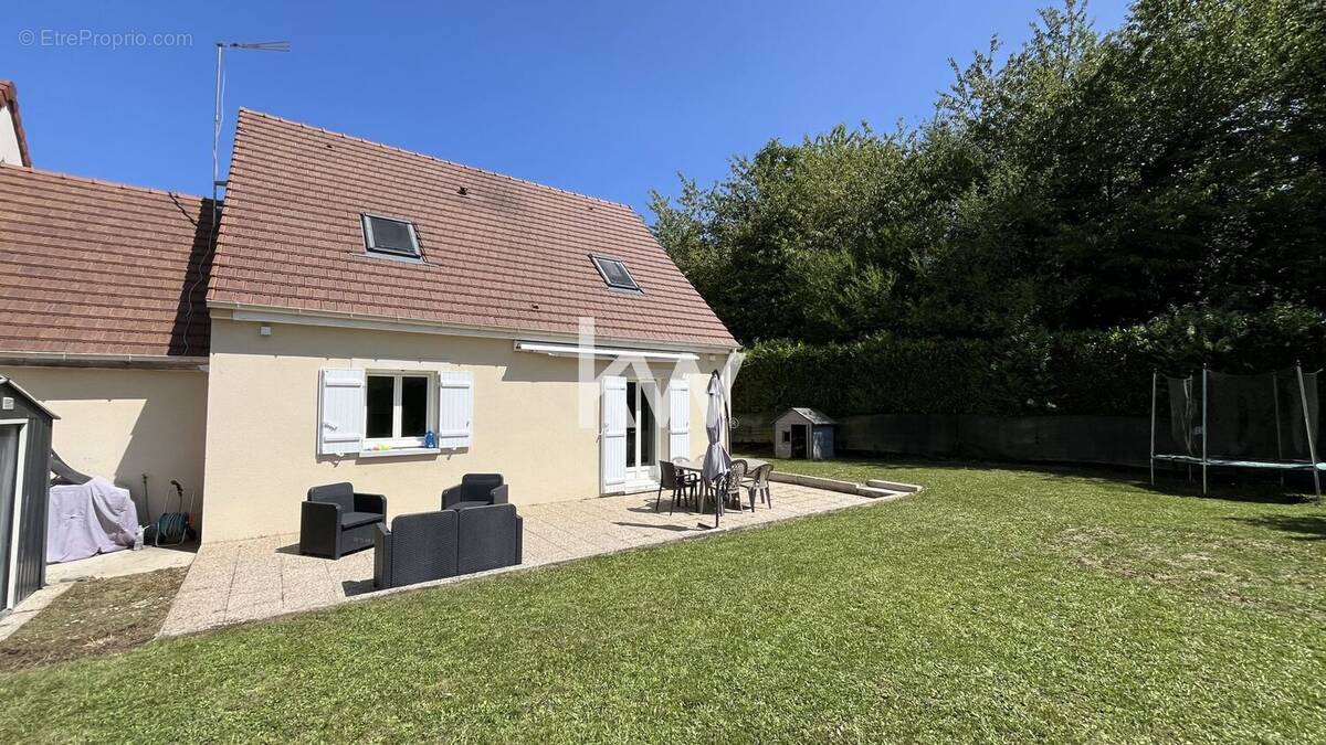 Maison à BALLANCOURT-SUR-ESSONNE