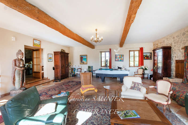 Maison à LA POMAREDE