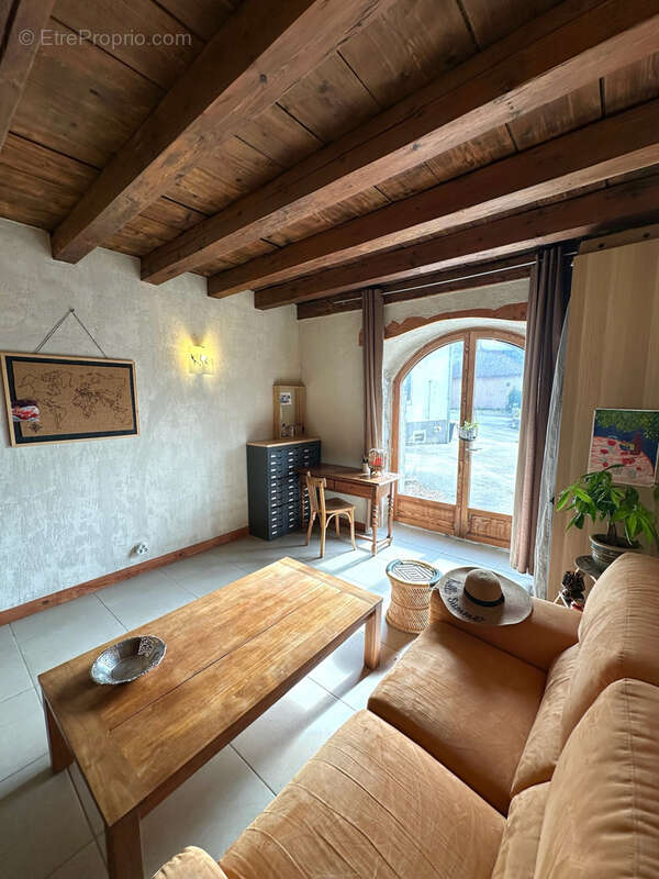 Maison à MOUTHE