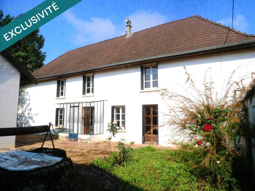 Photo 1 - Maison à MORESTEL