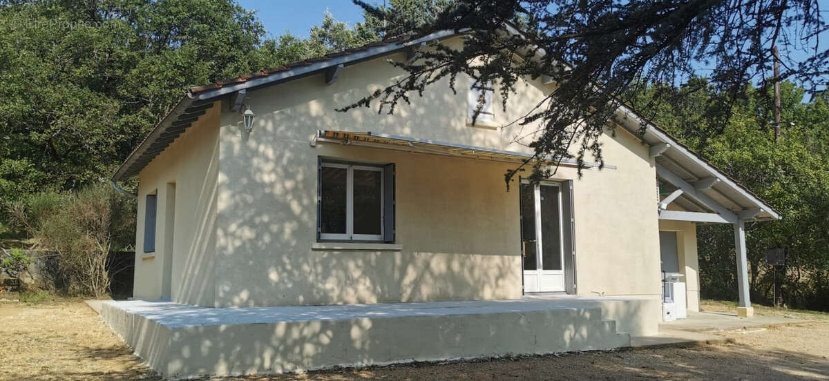 Maison à VAREN