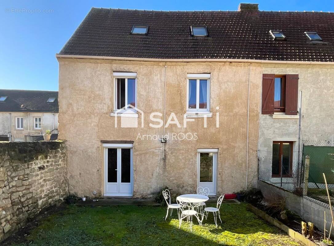 Photo 1 - Maison à MONTATAIRE