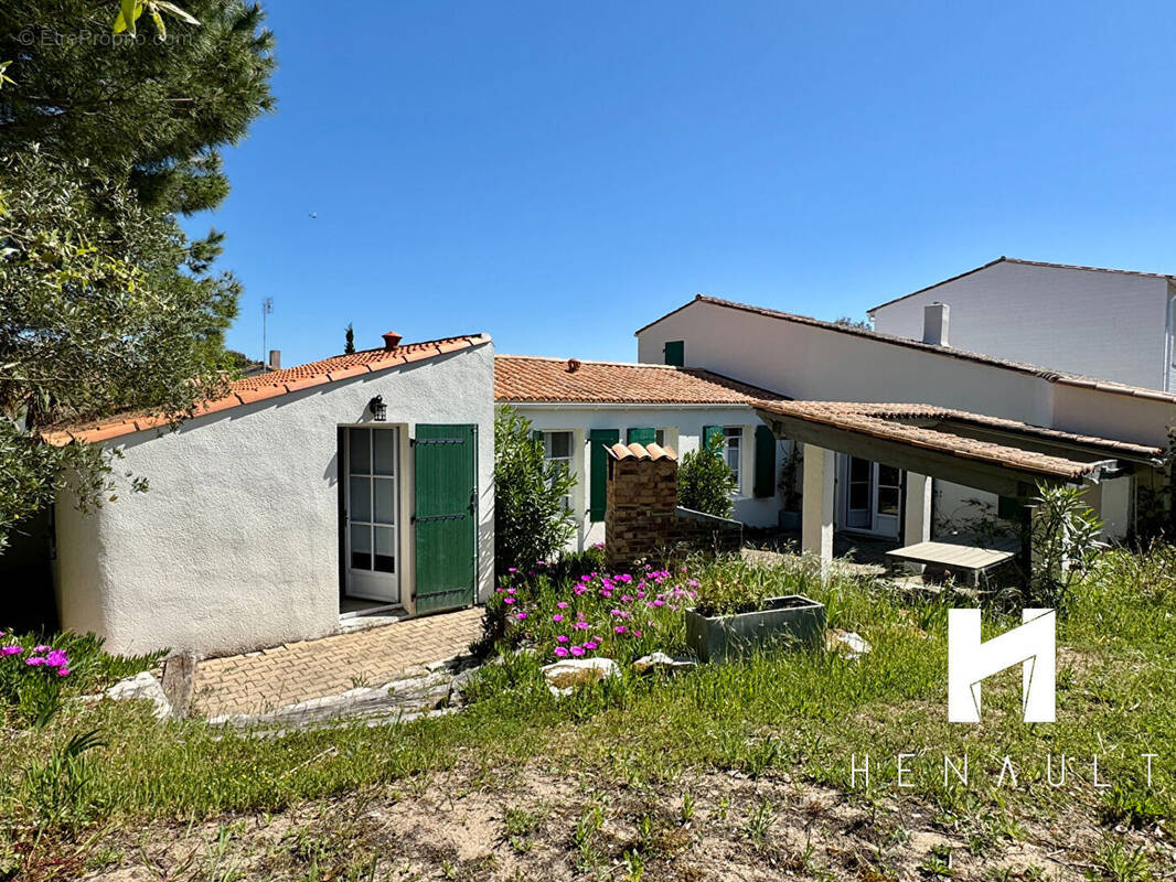 Maison à LA COUARDE-SUR-MER