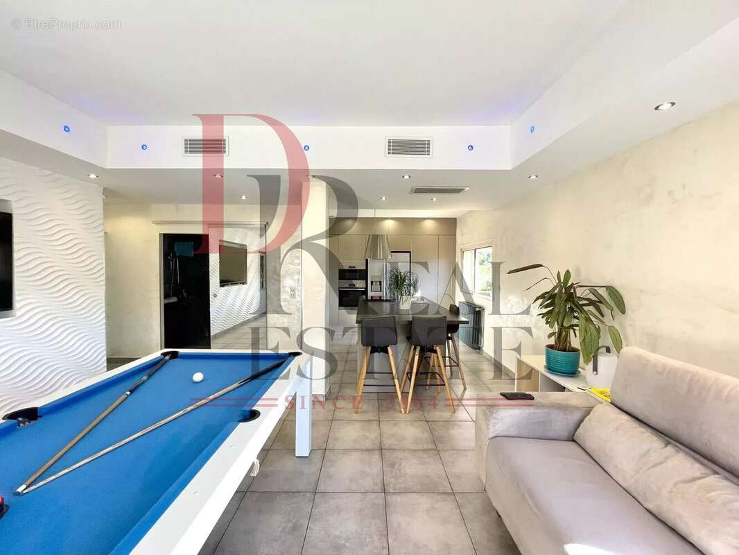 Appartement à VENCE