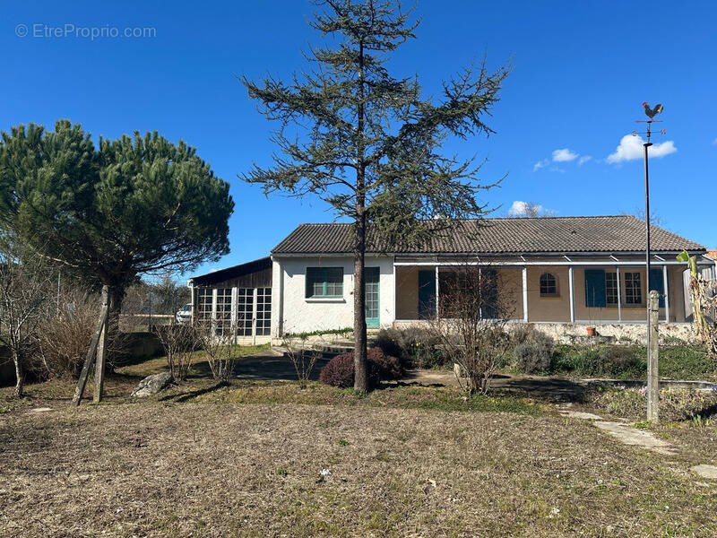 Maison à LES CLOUZEAUX
