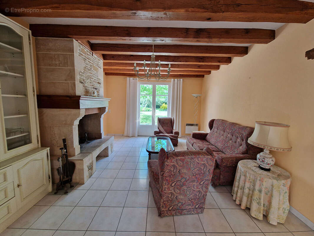 Maison à SAINT-BARTHELEMY-D&#039;ANJOU