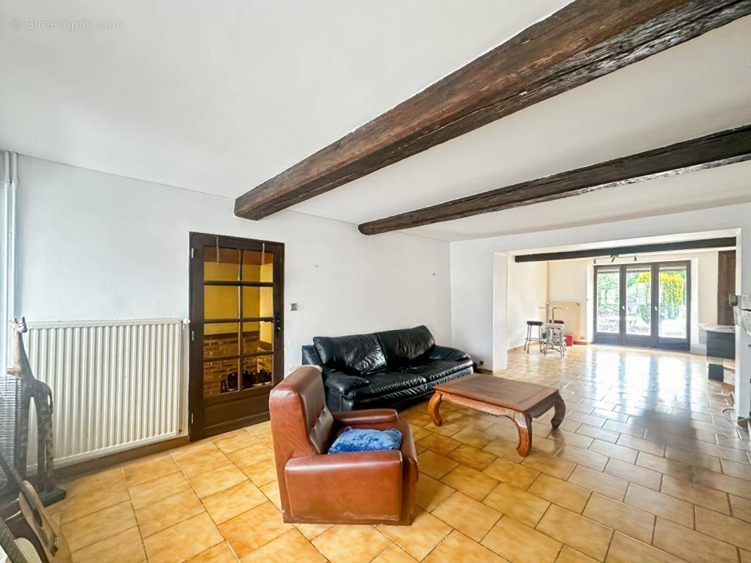 Maison à AIGLEMONT