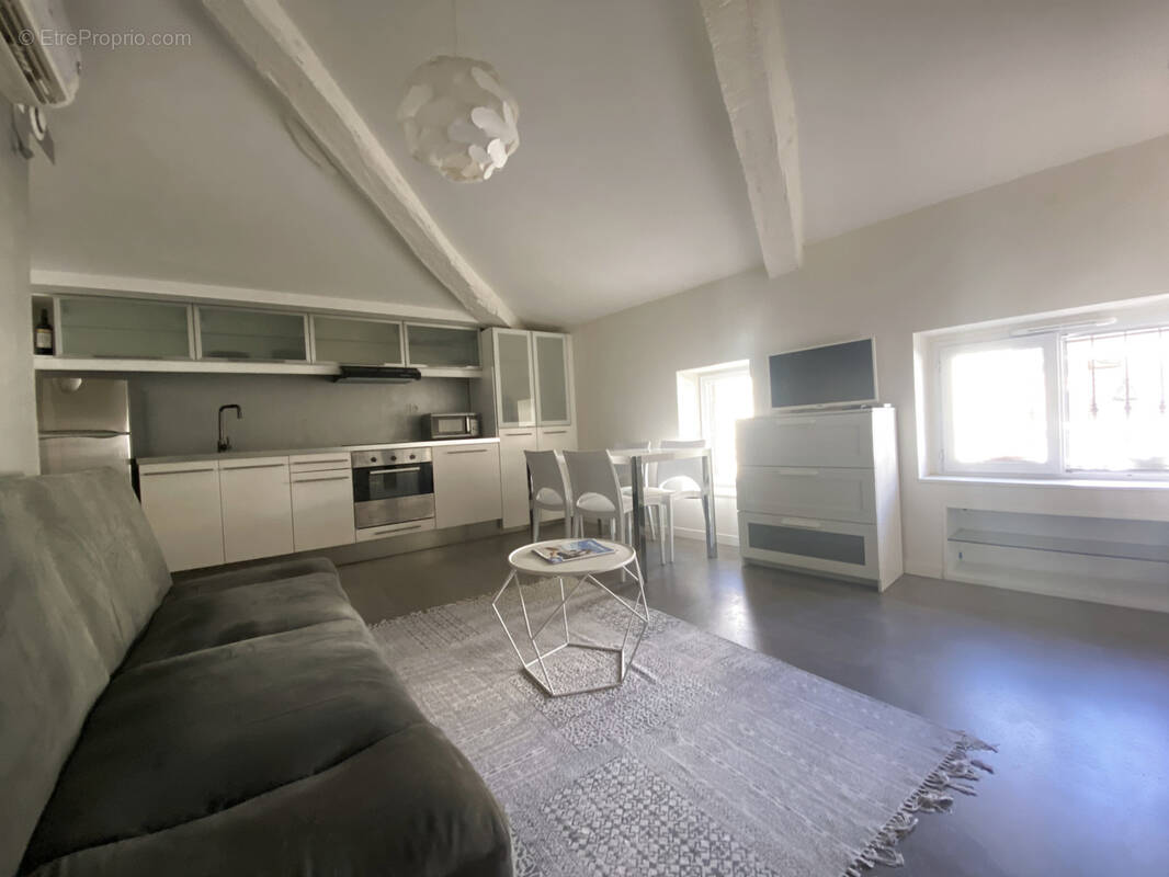 Appartement à VIAS