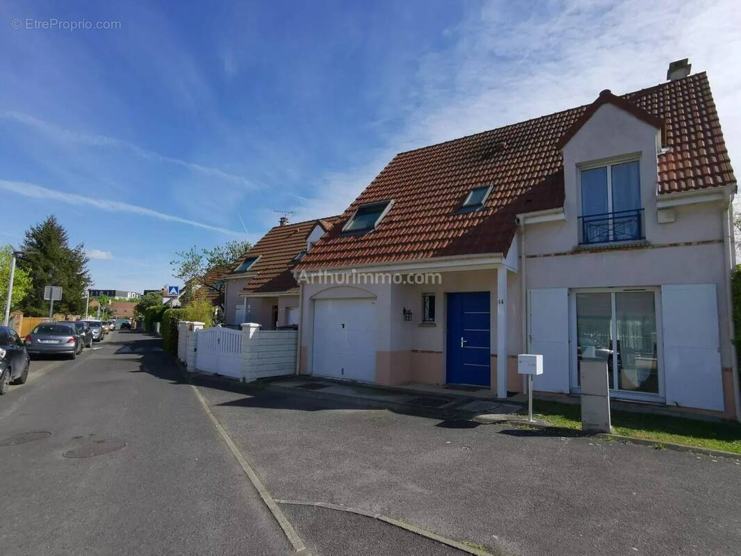 Maison à VILLENEUVE-SAINT-GEORGES