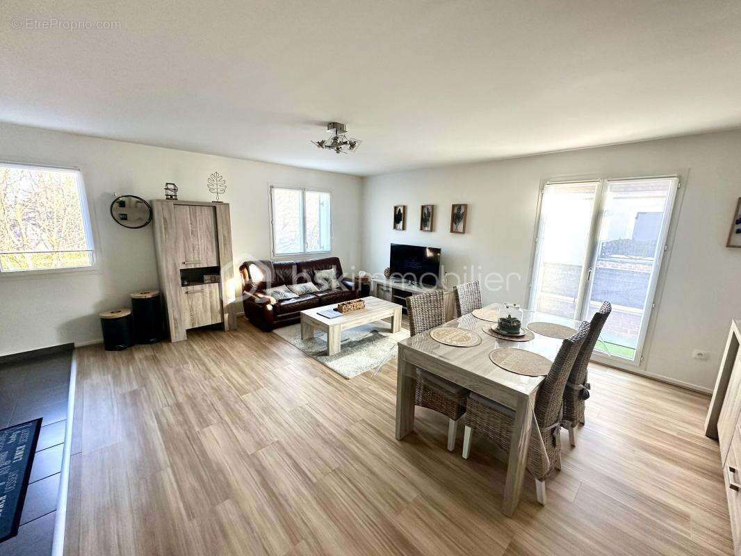 Appartement à COURCHELETTES